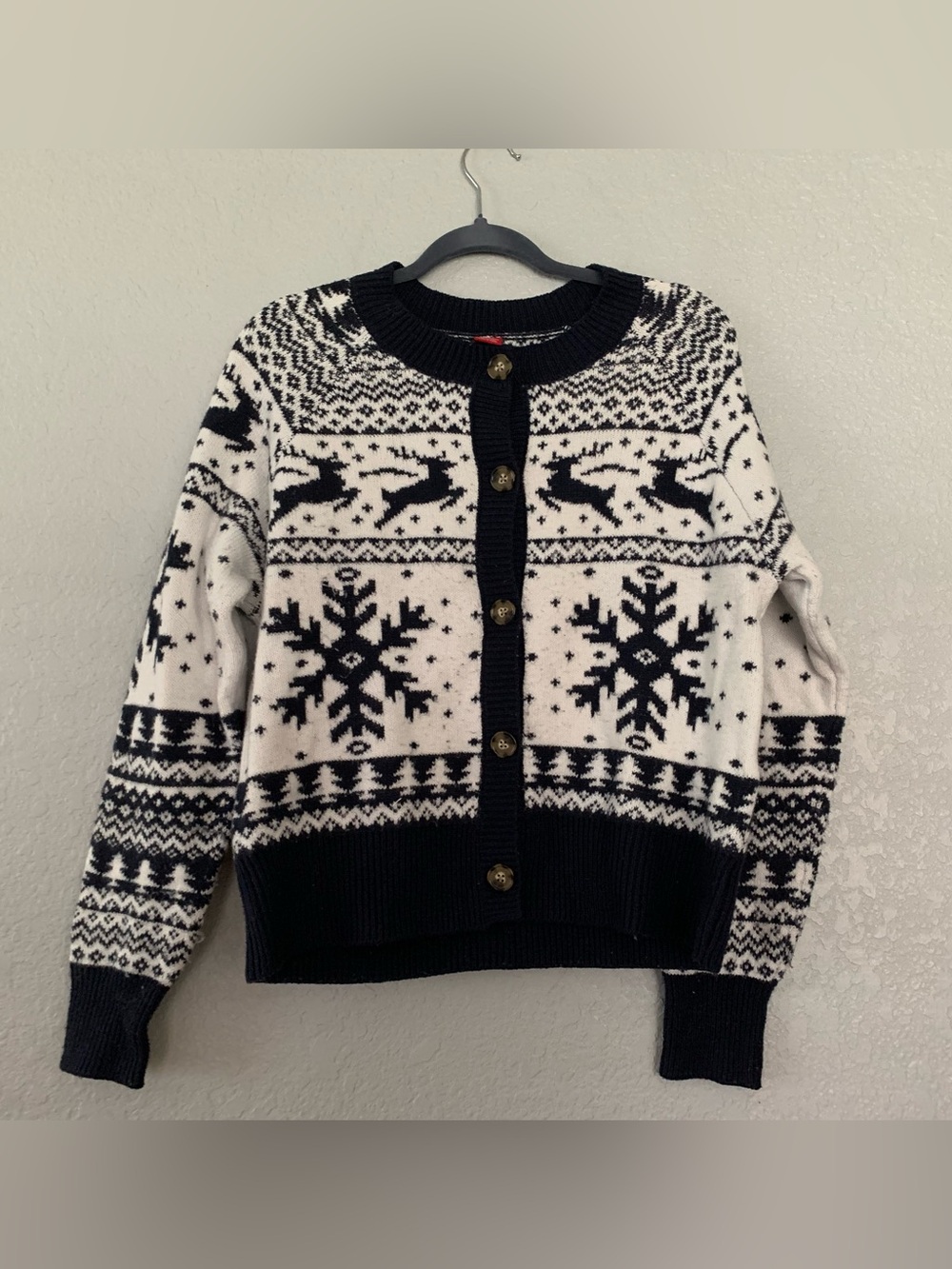 Black & White Nordic Snowflake Cardigan